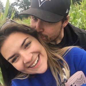 Meet your Posher, Alexandra